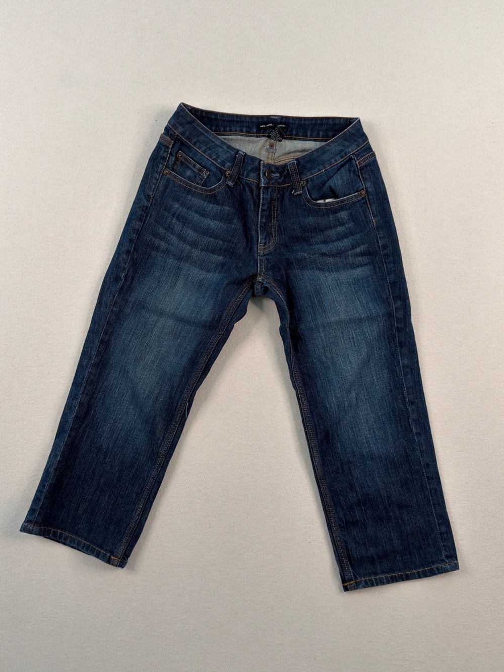 New York & Company Dark Wash Cropped Stretch Denim Jeans Y2K Capri Size 2
